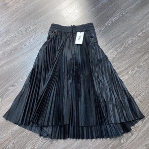 Nike x Sacai Womens Pleated Skirt CV5713-010 Black Size XS $500 NEW RARE
